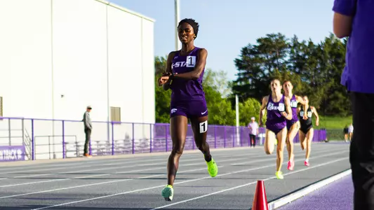 Josphine Wanjiku running at the Ward Haylett Invitational on April 26 at R.V. Christian Track