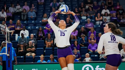 VB Izzi Szulczewski USC 2024