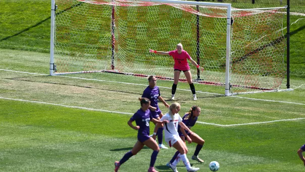 Maddie Sibbing and the K-State defense at Nebraska