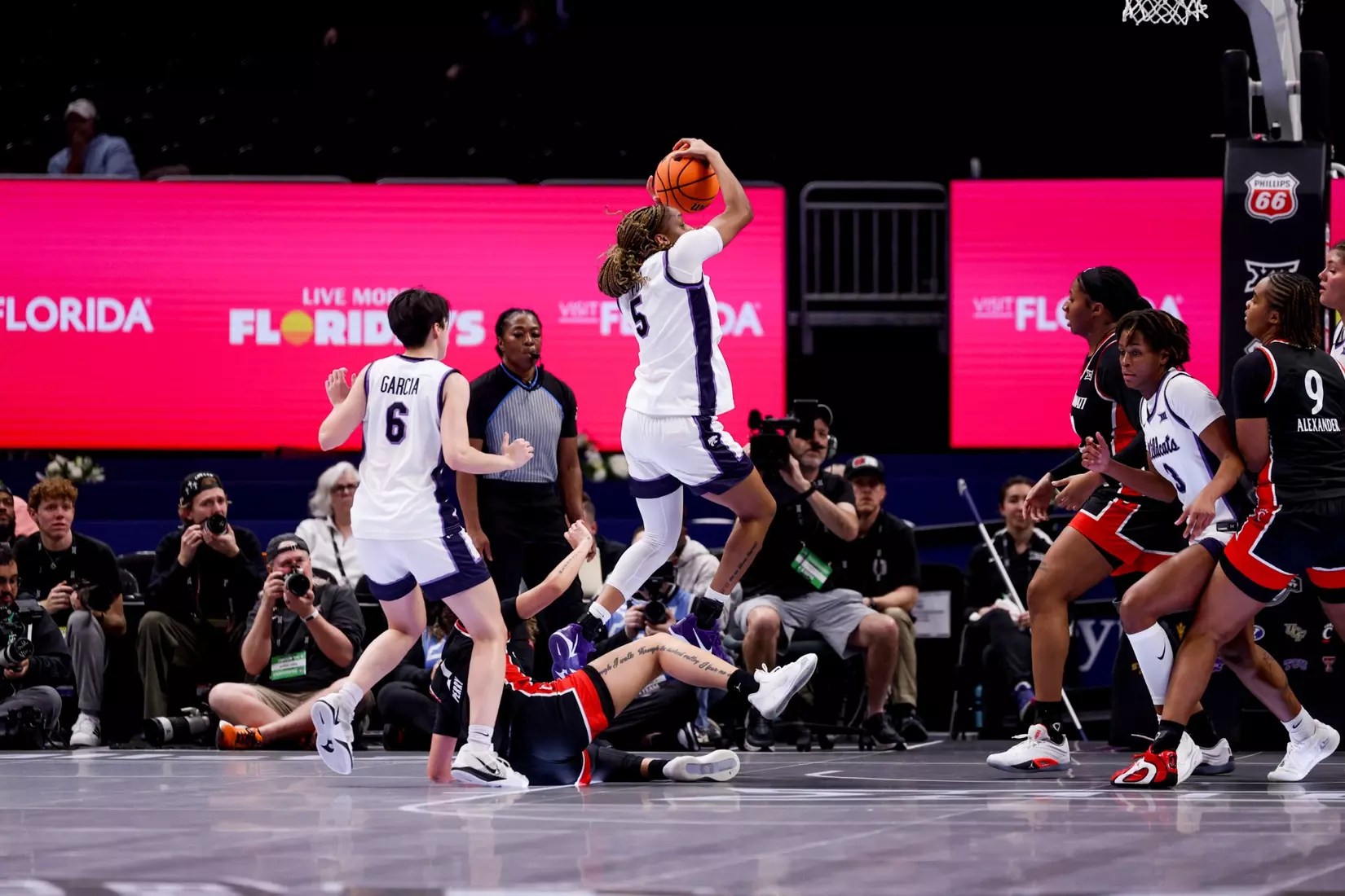 K-State Women's Basketball vs Cincinnati - 2026 Big 12 Women's Basketball Tournament First Round - T-Mobile Center - Kansas City, Missouri - Final Score: KSU 91, CIN 66