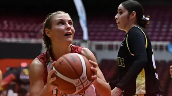 Gabby Gregory - Leonas de Ponce