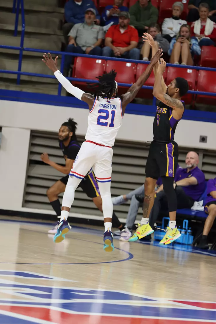 MBB vs. LSUS