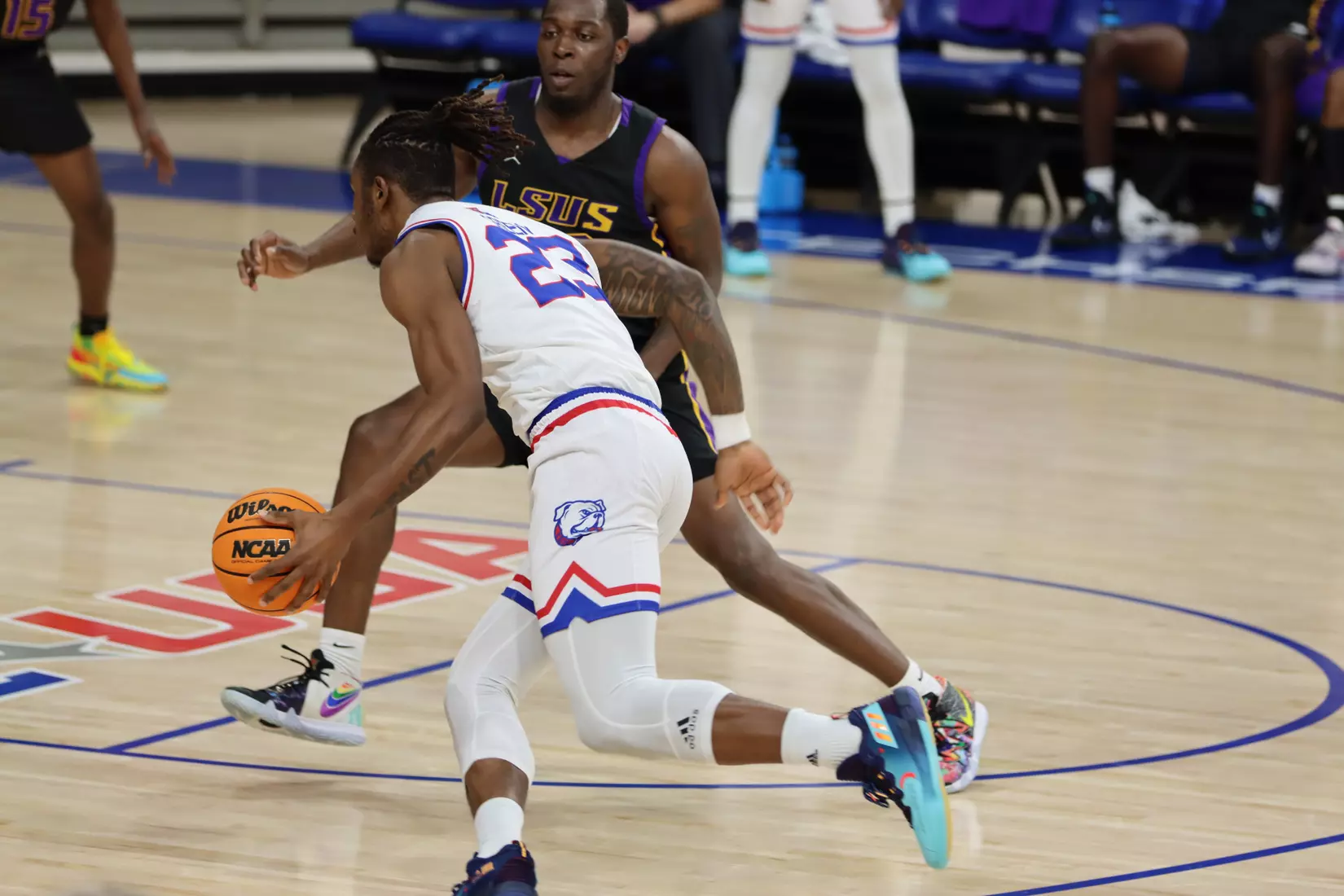 MBB vs. LSUS