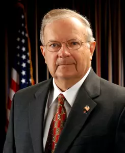Dr. Dan Reneau