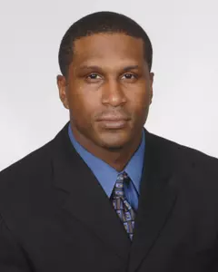 <b>Kevin Curtis</b>