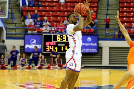 Bearkats visit the Tech Bulldogs at the Thomas Assembly Center, Ruston, La. on Sunday, 11Nov2018. TOM MORRIS Photo/LATechSportsPix.com. c.2018. Louisiana Tech University Foundation, Ruston, La. All Rights Reserved.