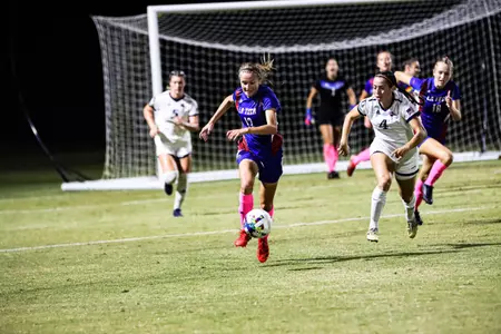 WSOC vs UTSA_Pink Game