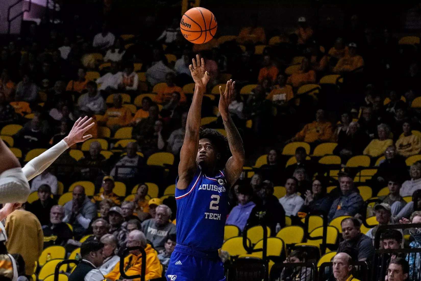 Dec 10, 2022; Laramie, WY, USA; Louisiana Tech Bulldogs forward Dravon Mangum (2) against the Wyoming Cowboys at Arena-Auditorium. Mandatory Credit: Troy Babbitt-UW Media-Athletics