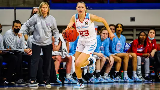 Silvia Nativi two career-highs at FAU