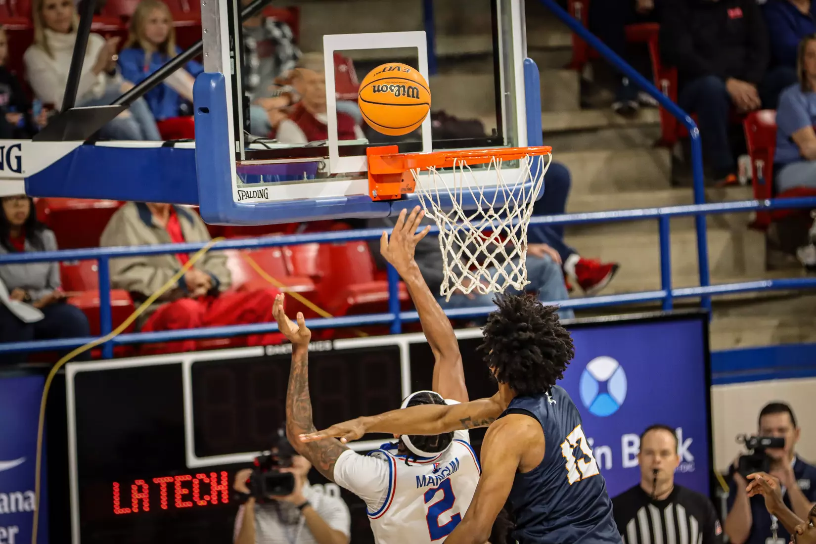 Bulldogs defeat Miners, 60-58