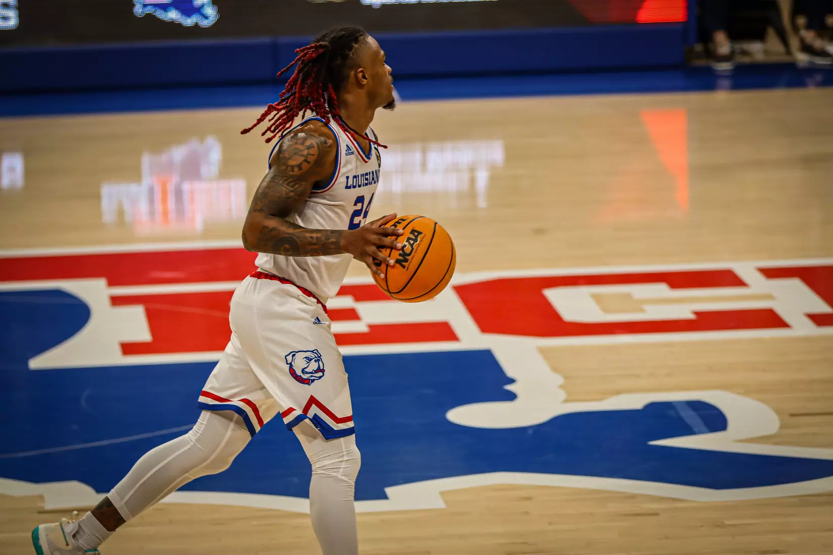 Bulldogs defeat Miners, 60-58