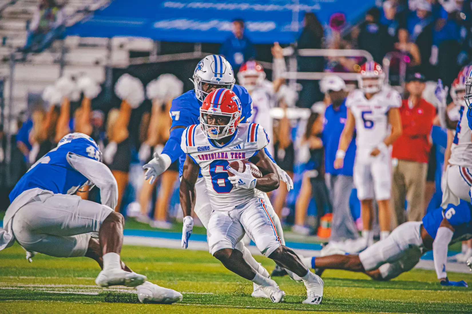 Bulldogs versus Blue Raiders