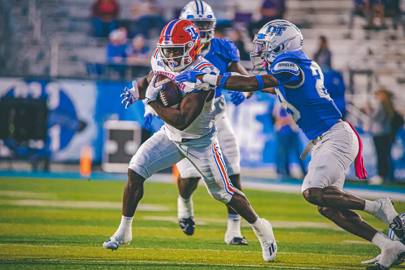 Bulldogs versus Blue Raiders