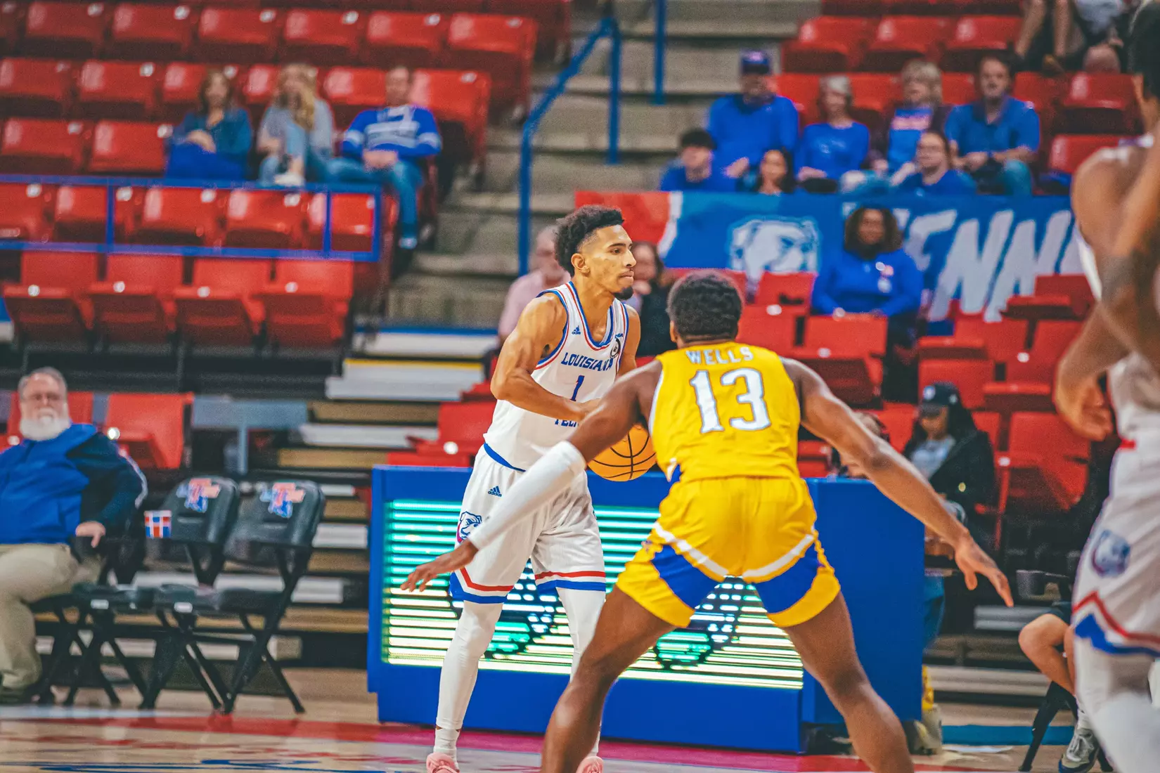 Bulldogs gut out 71-62 win over Cowboys