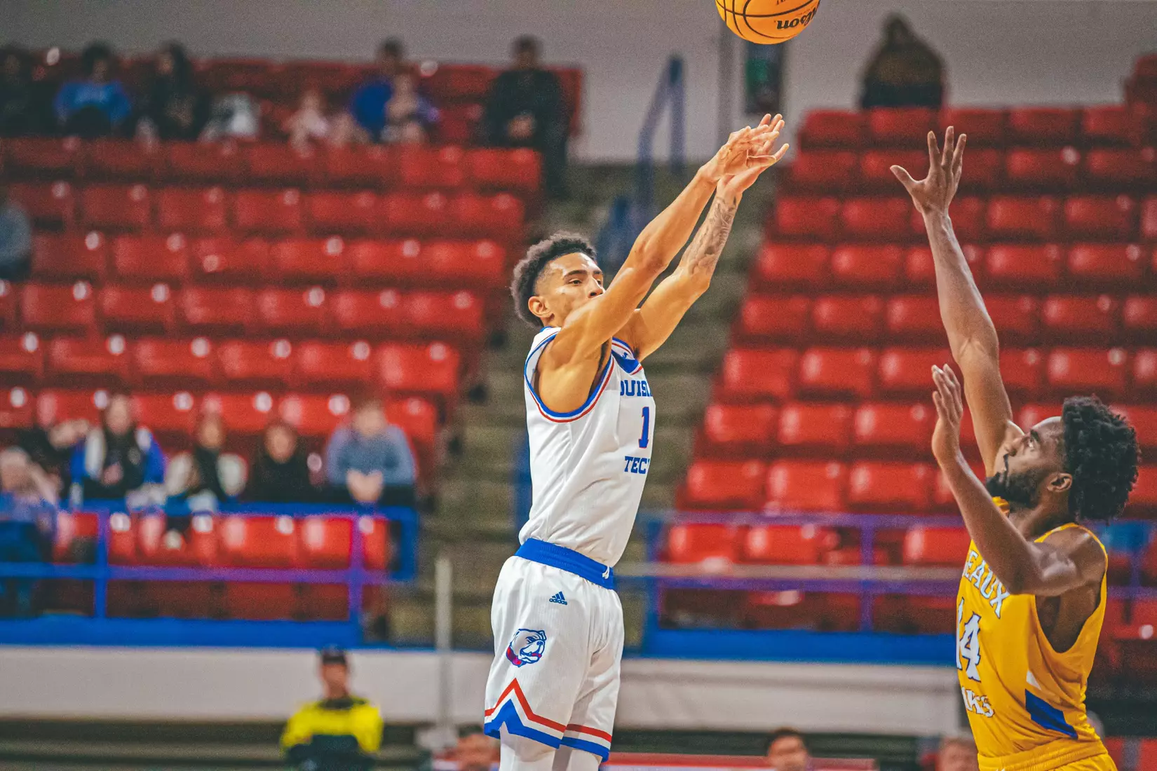 Bulldogs gut out 71-62 win over Cowboys