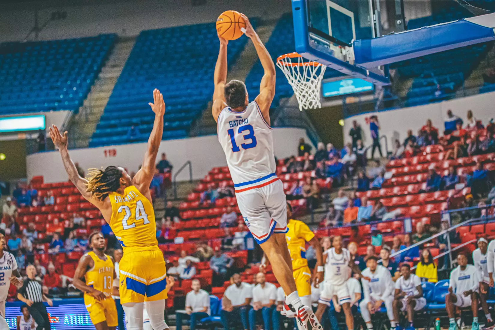 Bulldogs gut out 71-62 win over Cowboys
