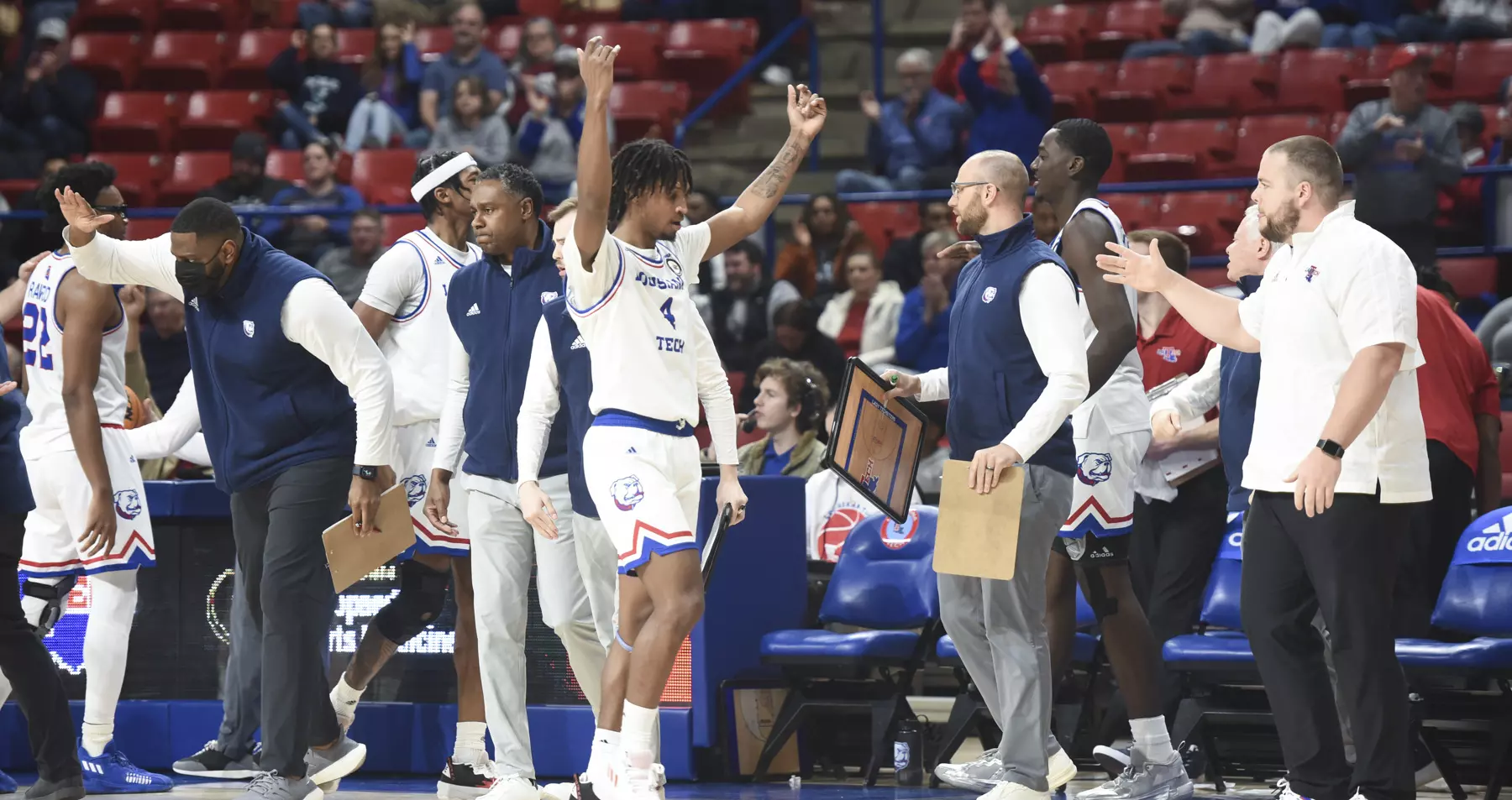 Kaleb Stewart, Bulldog Basketball vs Charlotte , Thomas Assembly Center, photo by:Donny J. Crowe