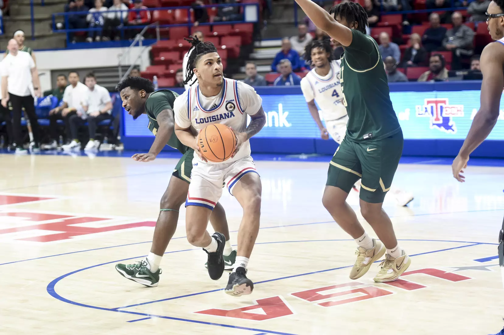 Keaston Willis, Bulldog Basketball vs Charlotte , Thomas Assembly Center, photo by:Donny J. Crowe