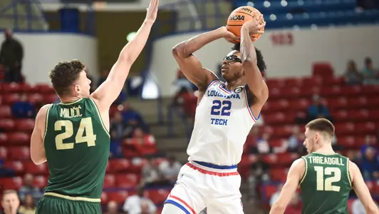 Isaiah Crawford, Bulldog Basketball vs Charlotte , Thomas Assembly Center, photo by:Donny J. Crowe