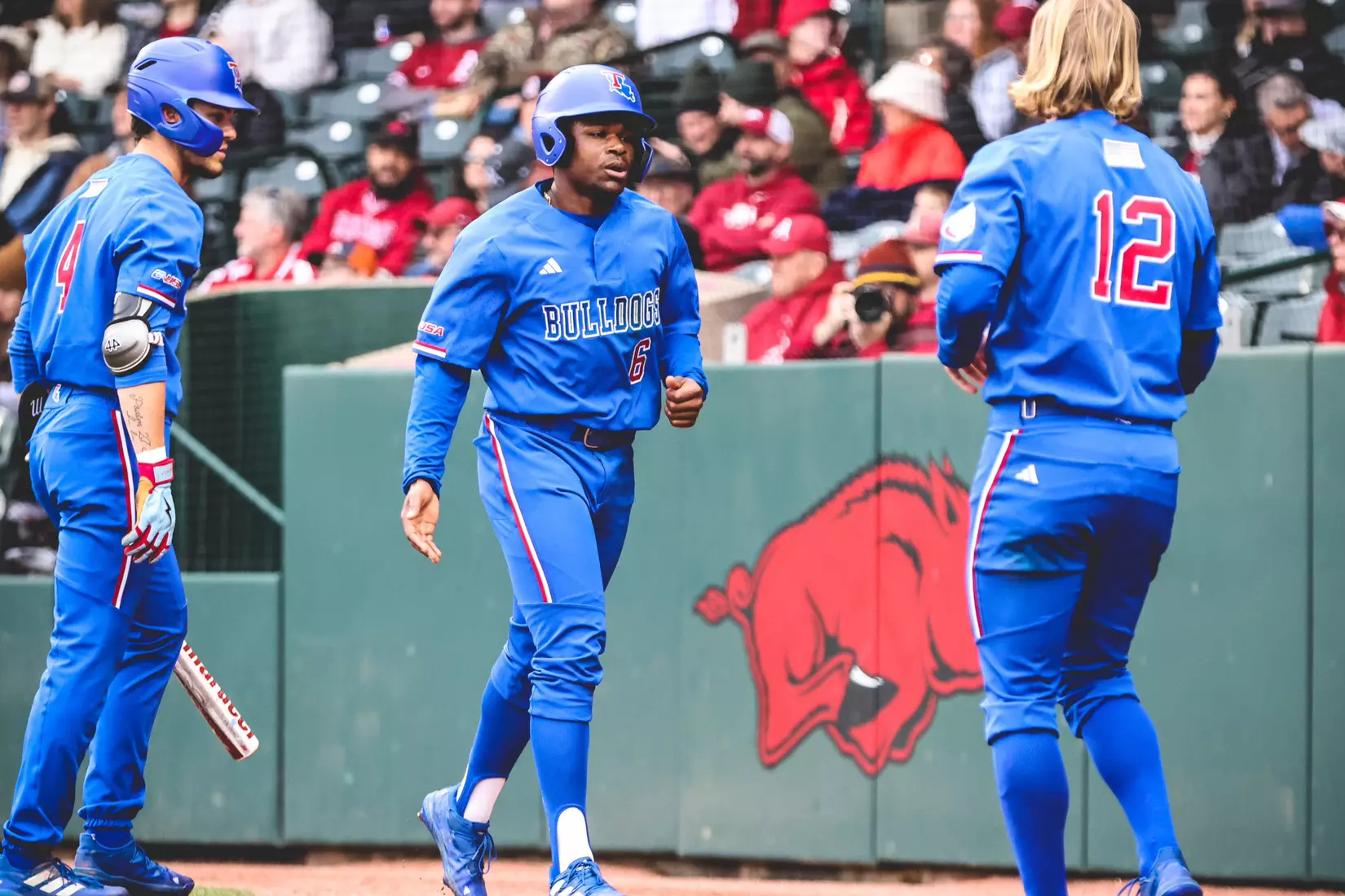 Bulldogs fall 6-1 to Razorbacks in game two of series