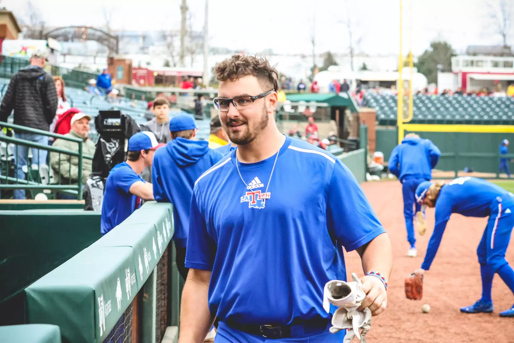 Bulldogs fall 6-1 to Razorbacks in game two of series
