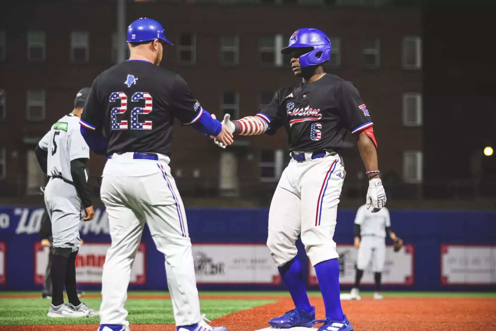 Bulldogs shutout Falcons