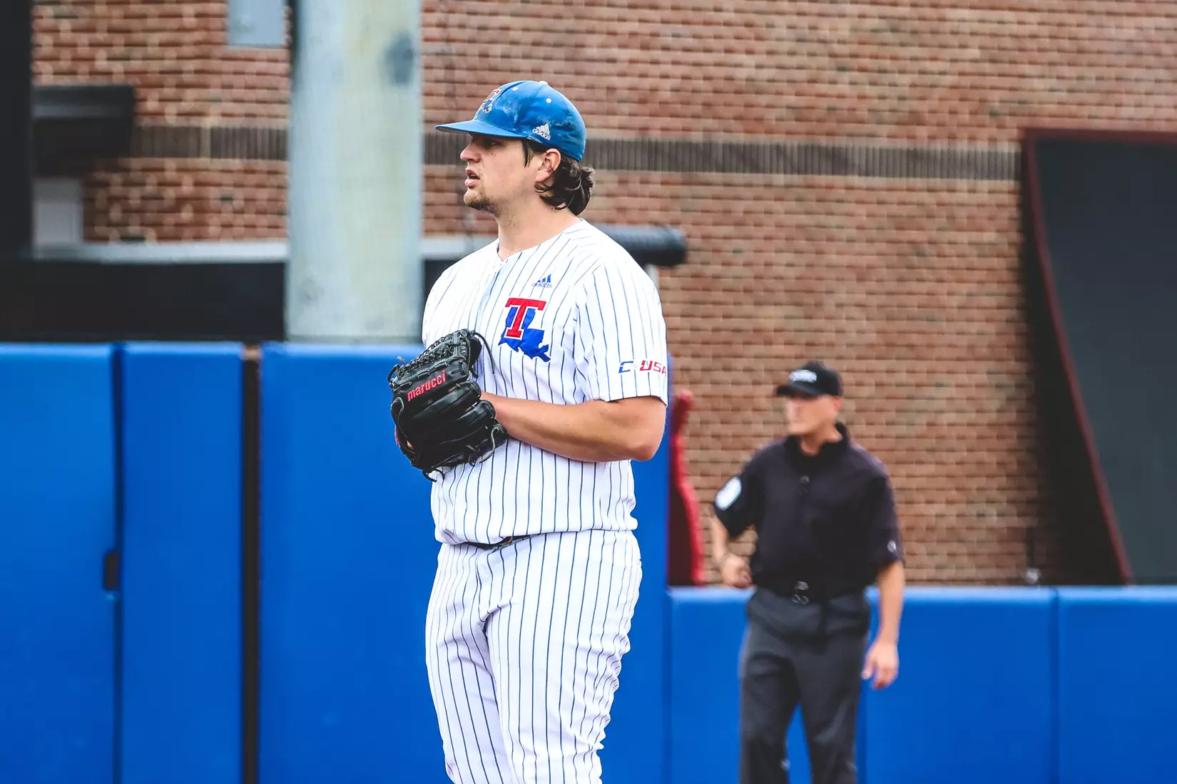 Bulldogs take series opener against Patriots