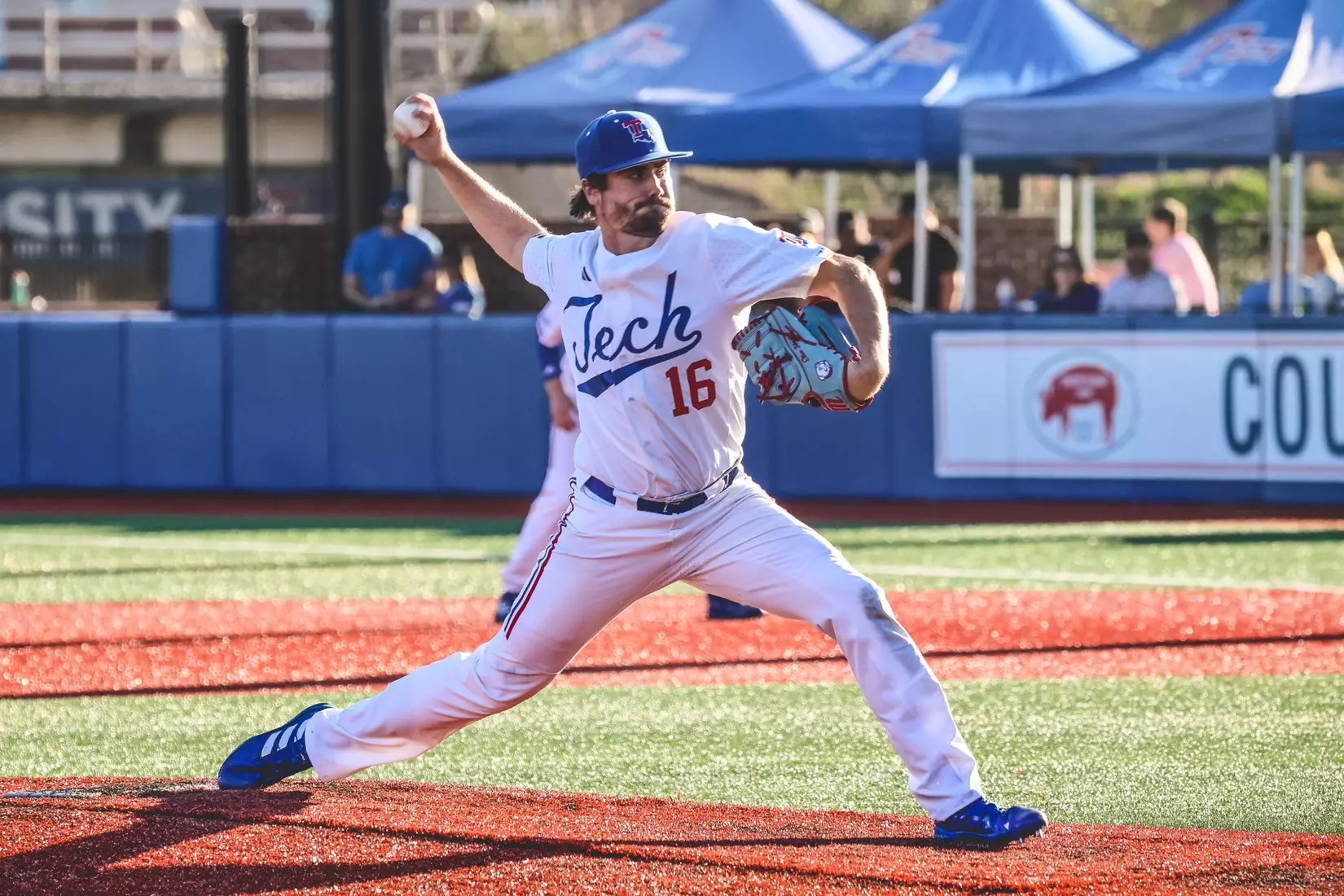 Bulldogs walk it off in extra innings to take series from Wildcats
