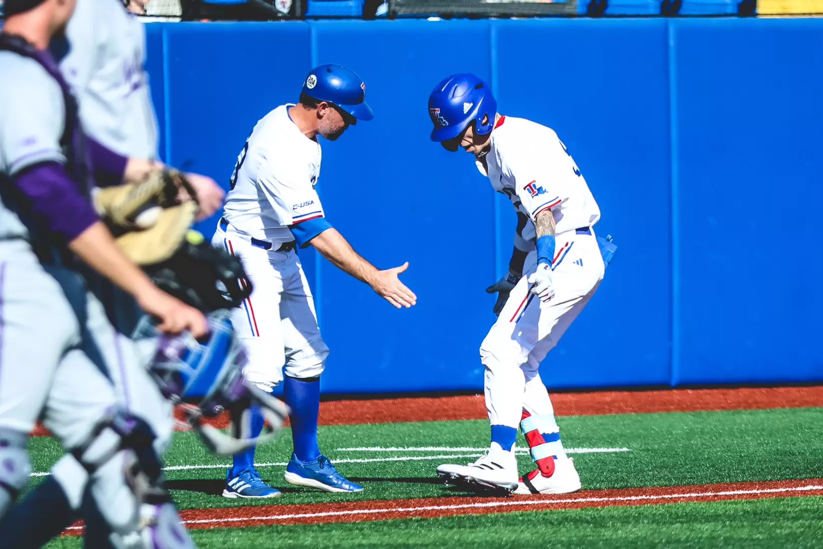 Bulldogs walk it off in extra innings to take series from Wildcats