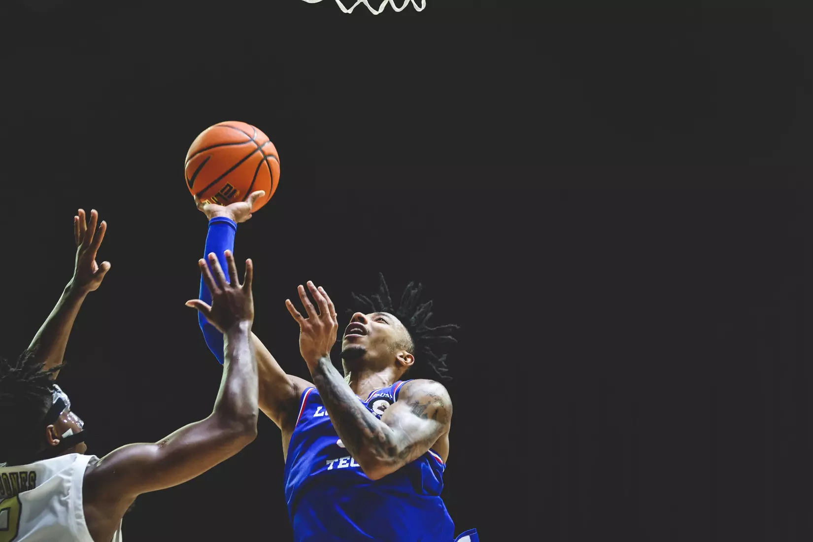 Bulldogs advance to quarterfinals with 81-76 overtime win
