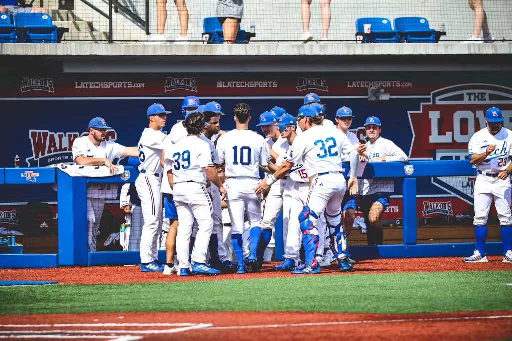 Bulldogs beat Panthers in 11 innings
