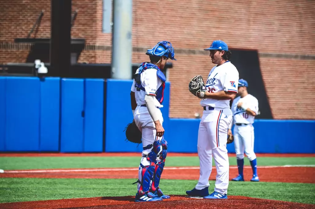 Bulldogs beat Panthers in 11 innings