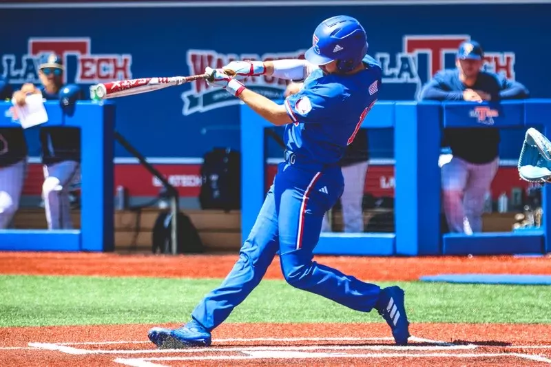 Bulldogs sweep Panthers with 10-5 Sunday win
