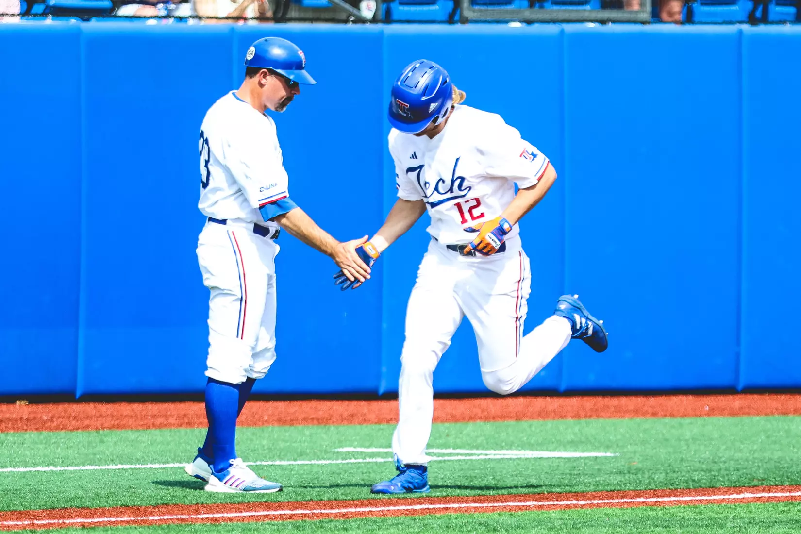 LA Tech vs DBU G2