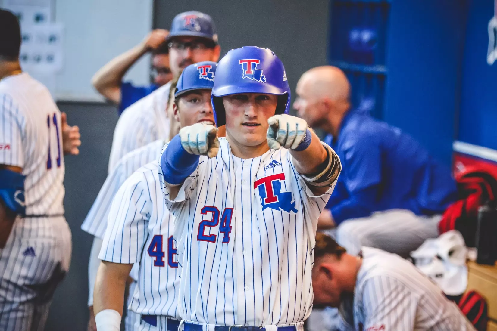 Bulldogs fall to Roadrunners in extras