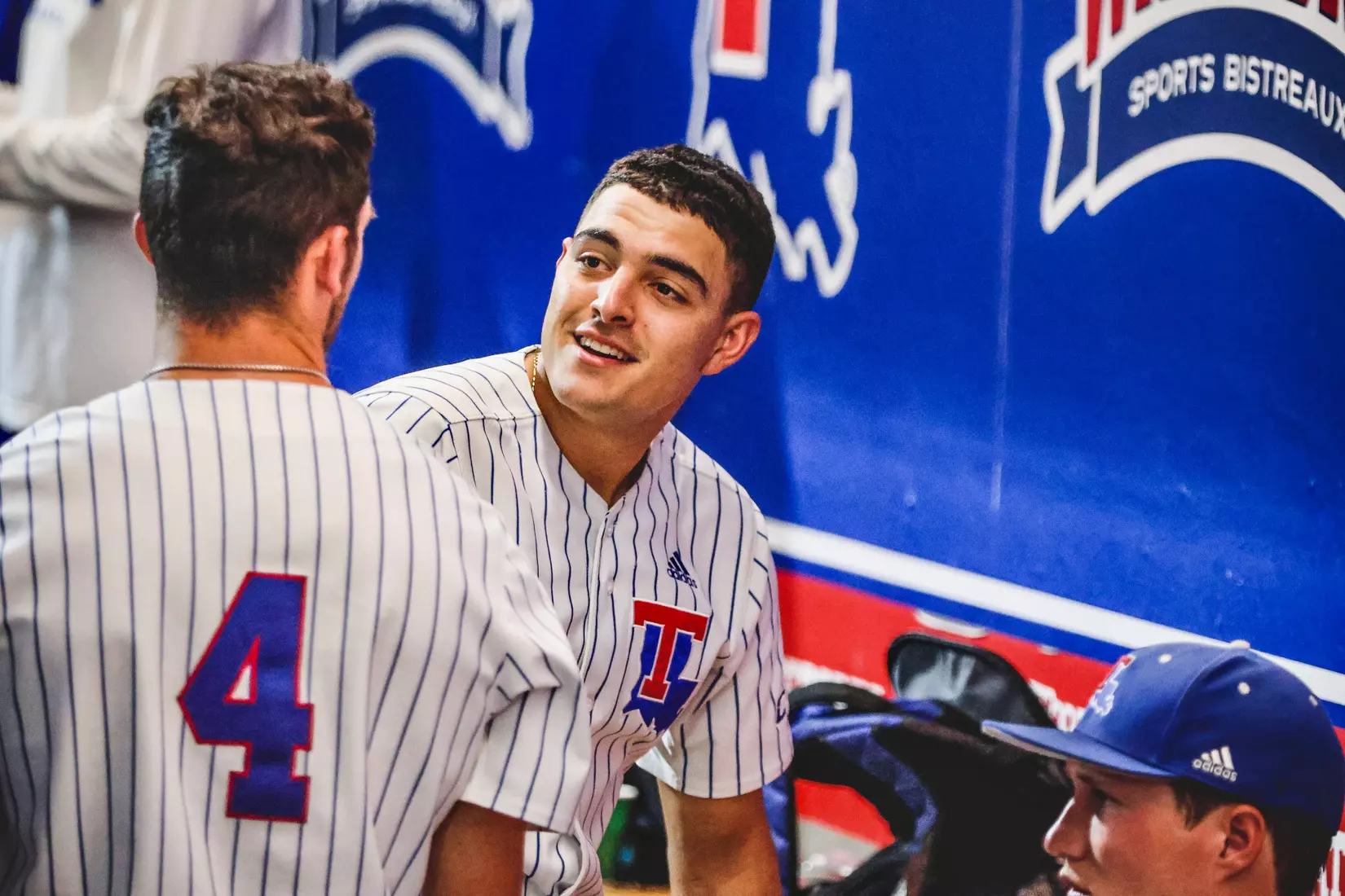 Bulldogs fall to Roadrunners in extras
