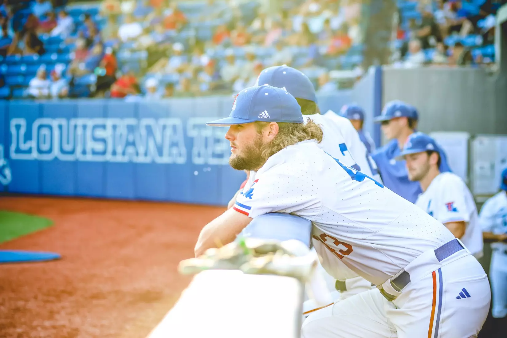 Bulldogs fall to Roadrunners, 5-3