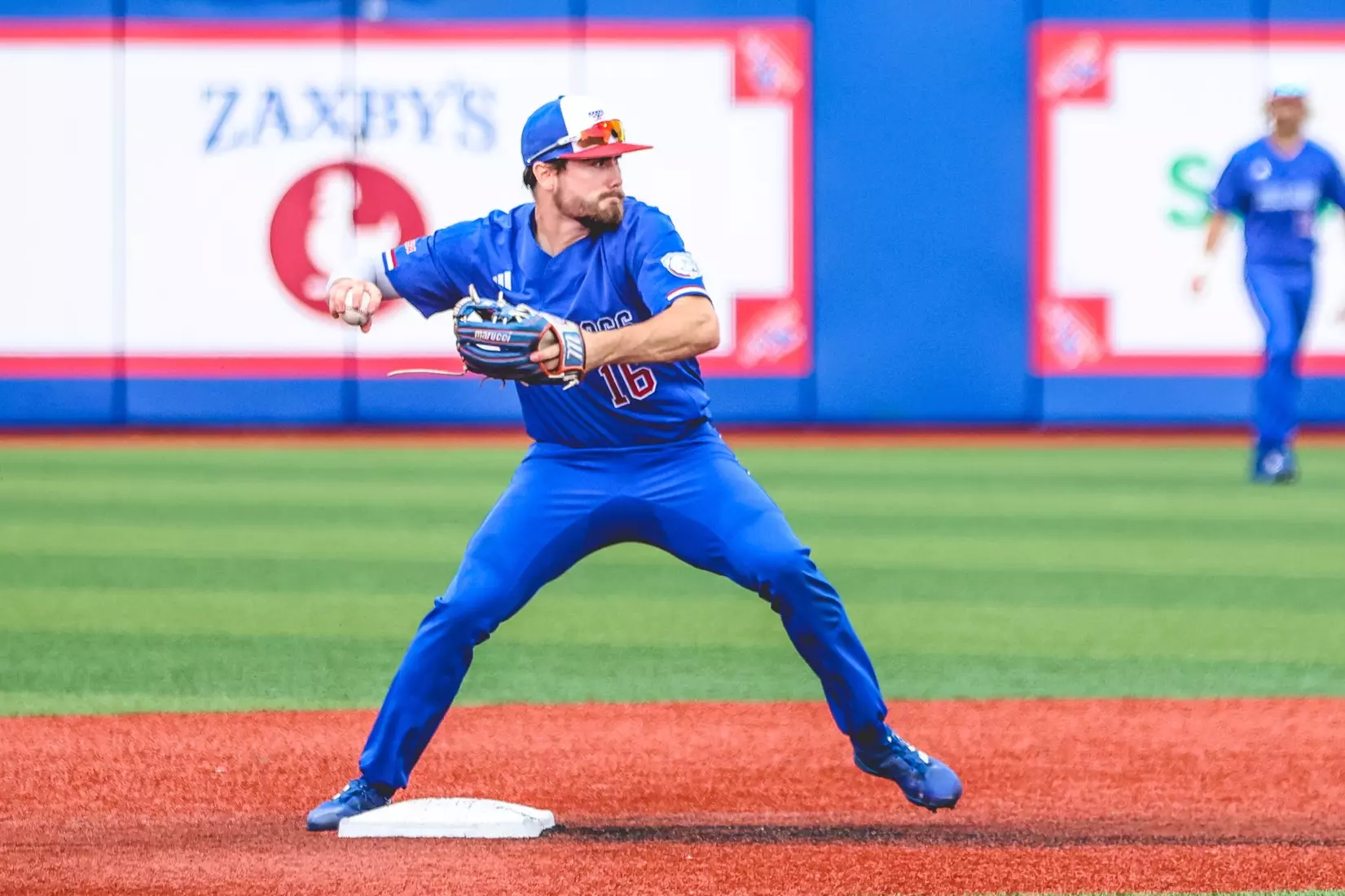 Bulldogs win regular season finale