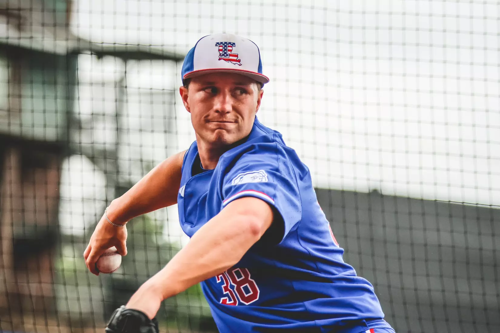 Bulldogs win regular season finale
