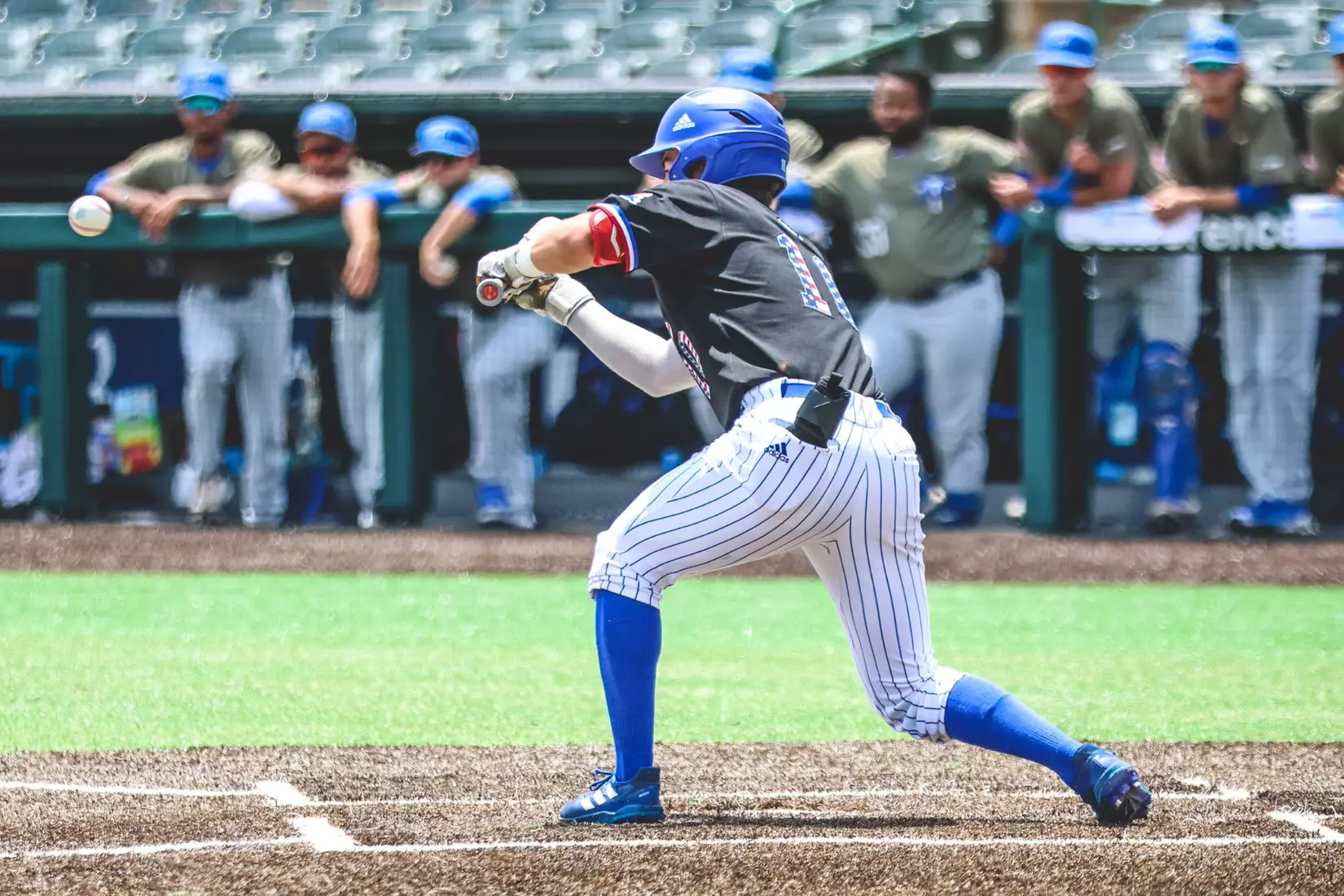 Bulldogs fall to Blue Raiders despite late rally