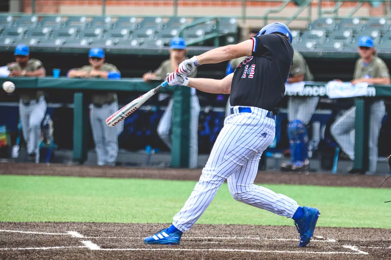 Bulldogs fall to Blue Raiders despite late rally