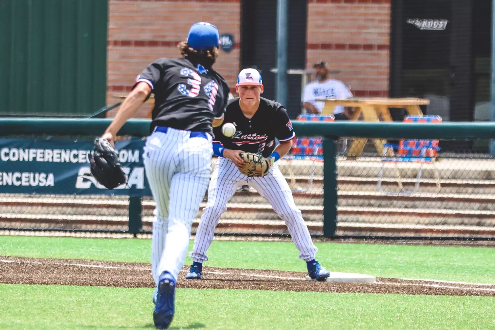 Bulldogs fall to Blue Raiders despite late rally