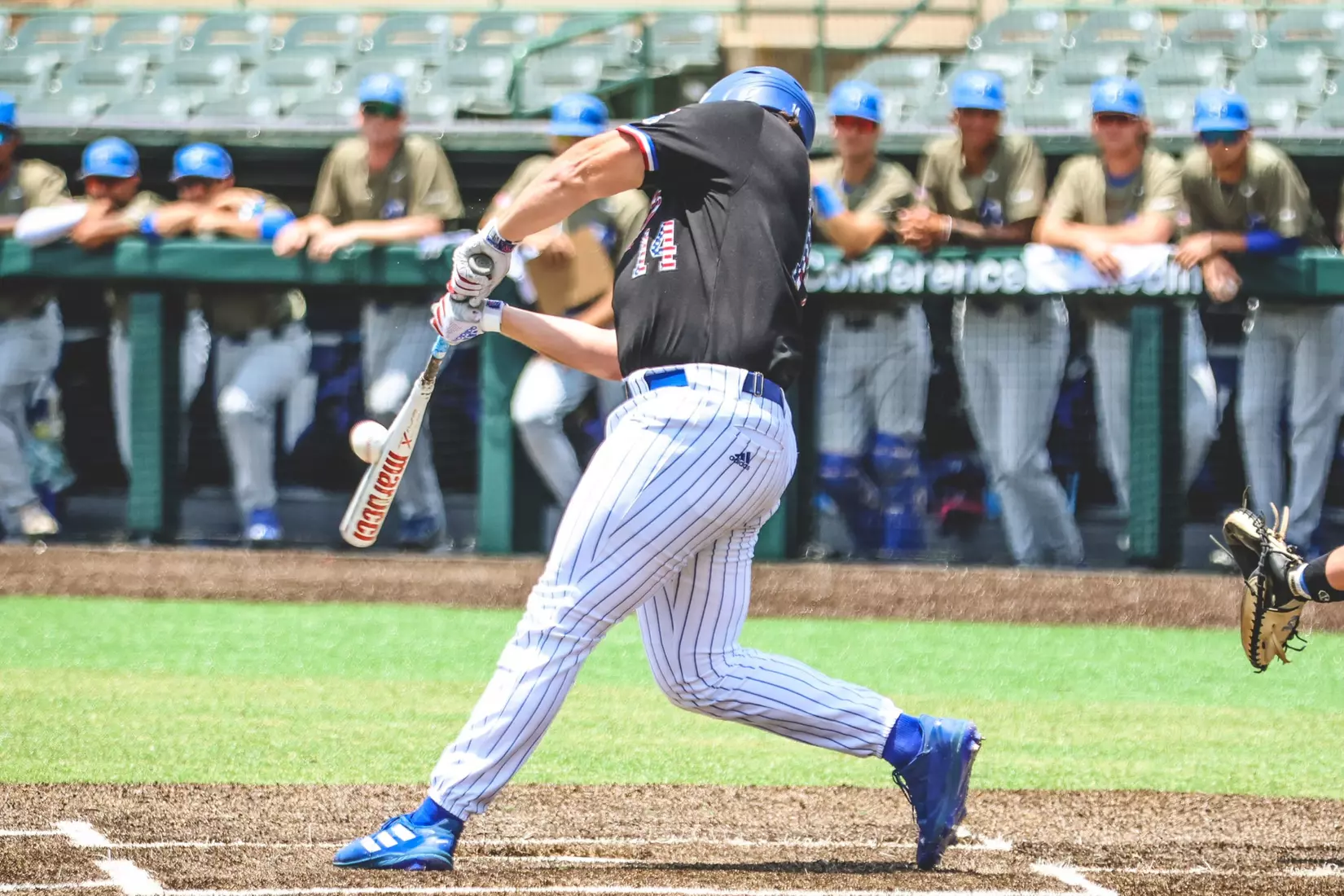 Bulldogs fall to Blue Raiders despite late rally