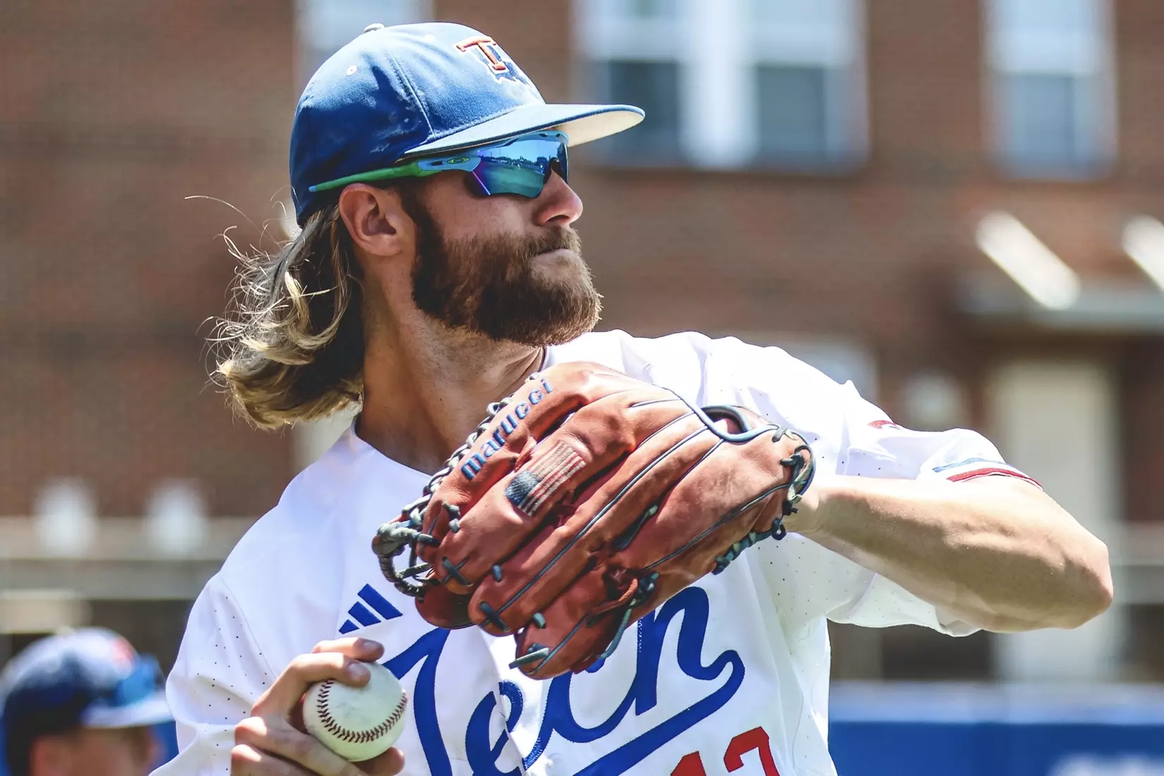Bulldogs complete comeback with 7-4 victory