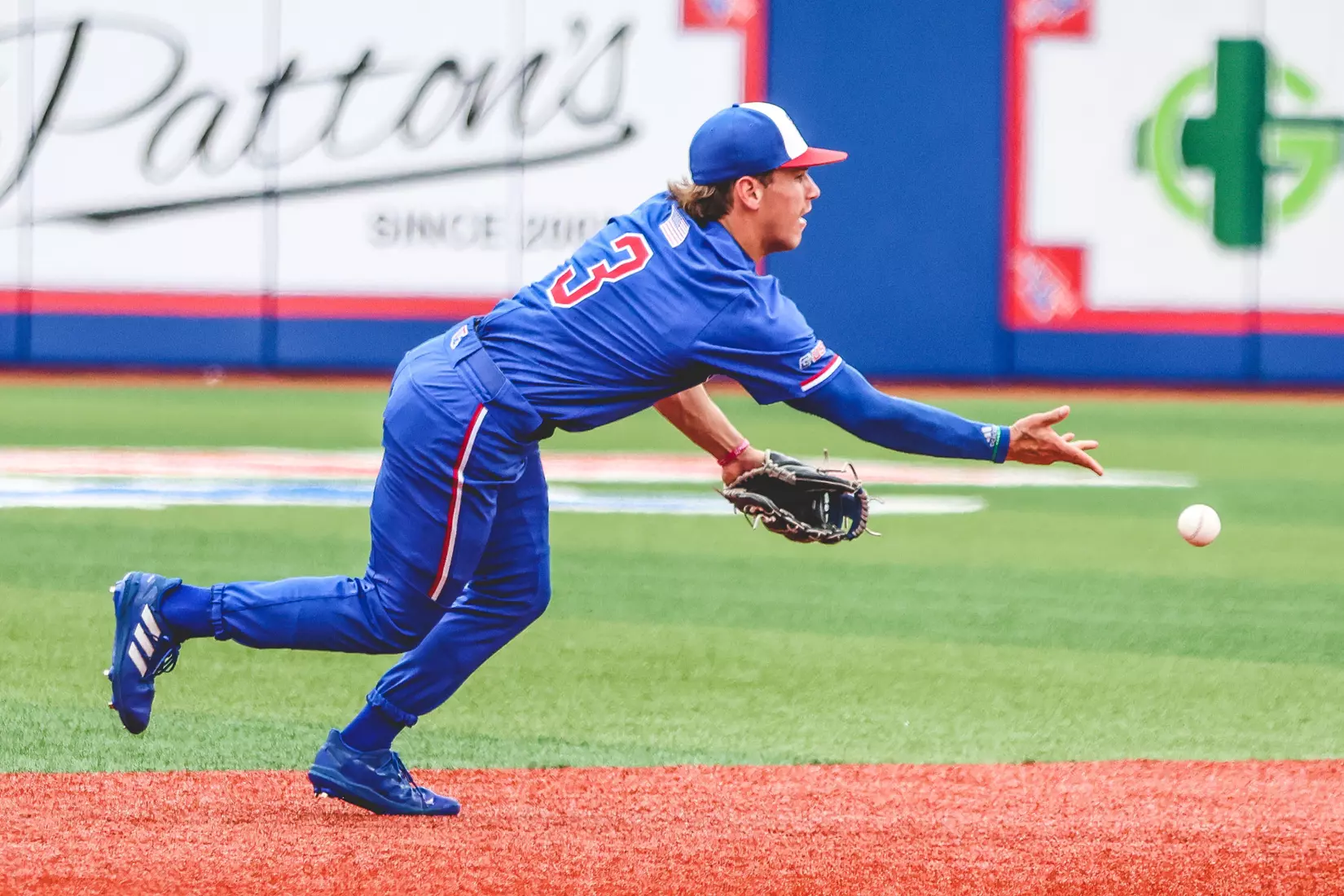Bulldogs fall on Sunday to Blazers