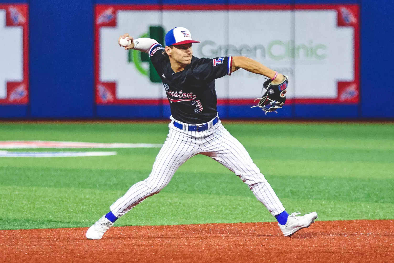 Bulldogs defeat Ragin' Cajuns
