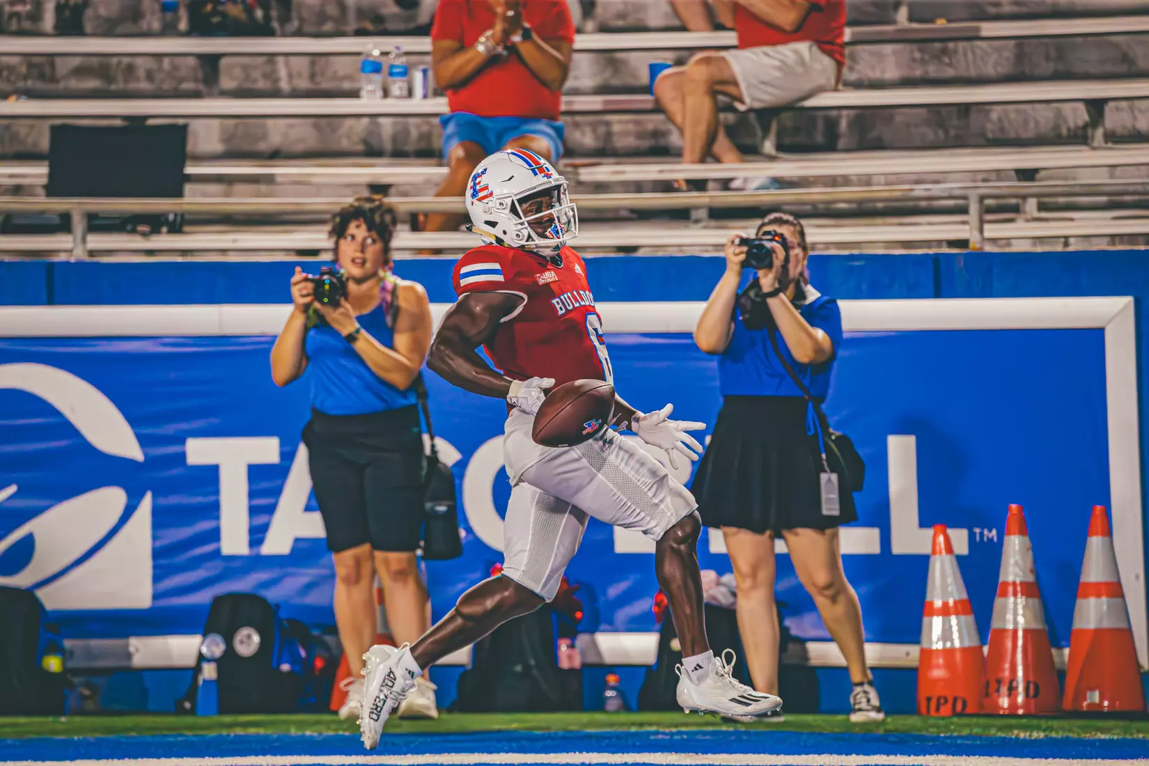 Bulldogs win 2023 season opener