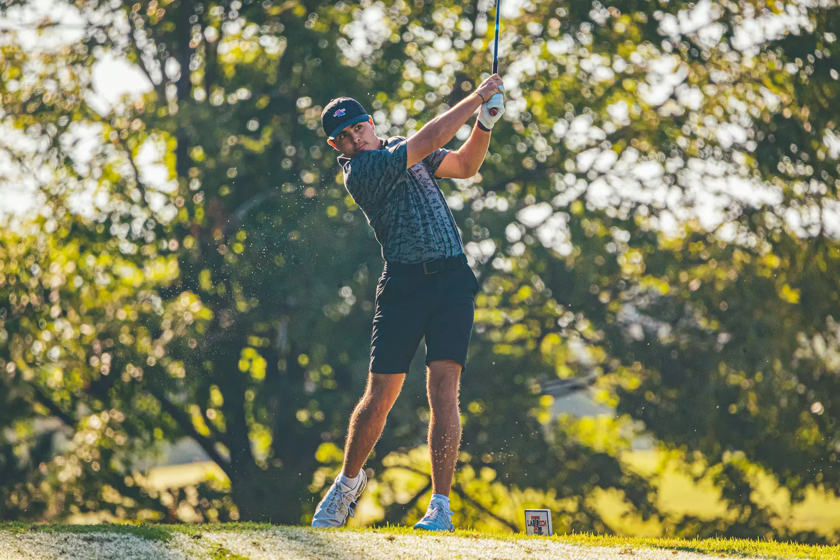 Bulldogs shoot 281 in round two of Argent Financial Classic