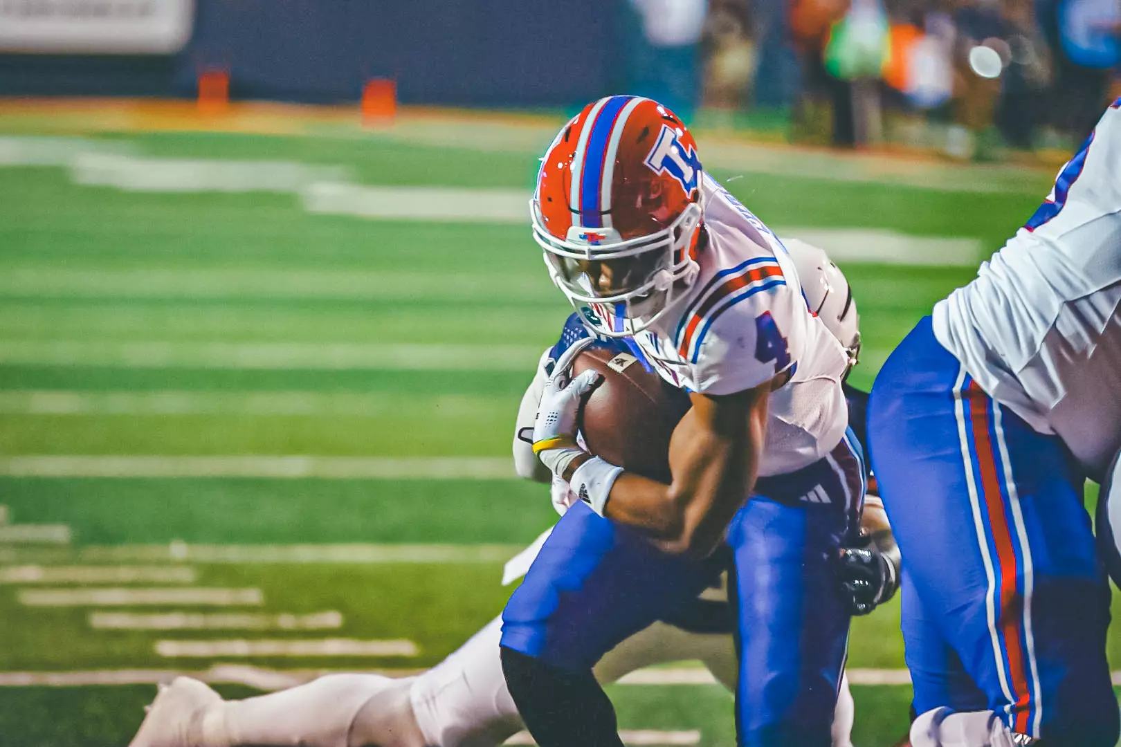 Bulldogs battle Miners on Friday night