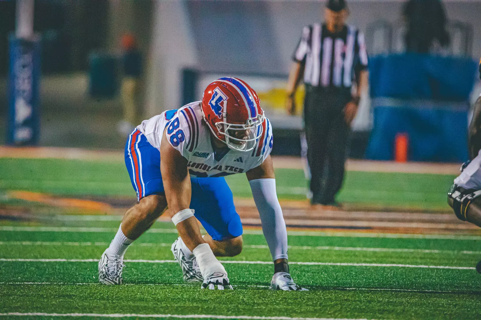 Bulldogs battle Miners on Friday night